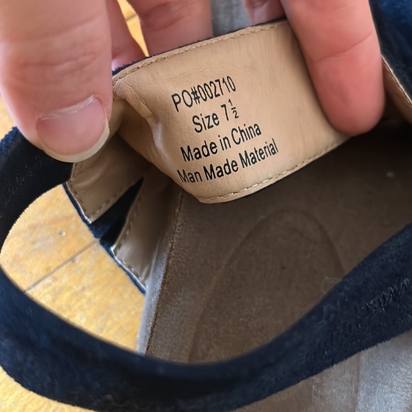 Journey + Crew: Womens Sandals - Picture 4 of 4